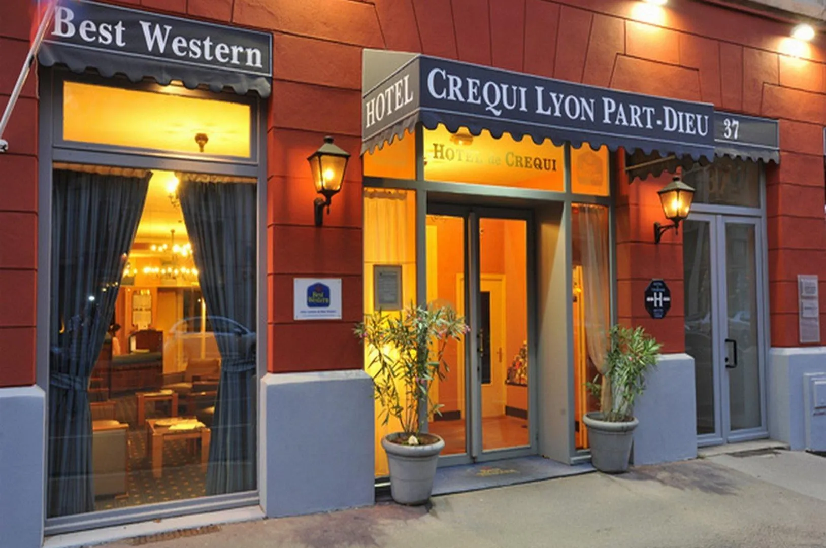 Best Western Crequi Lyon Part Dieu 4*,